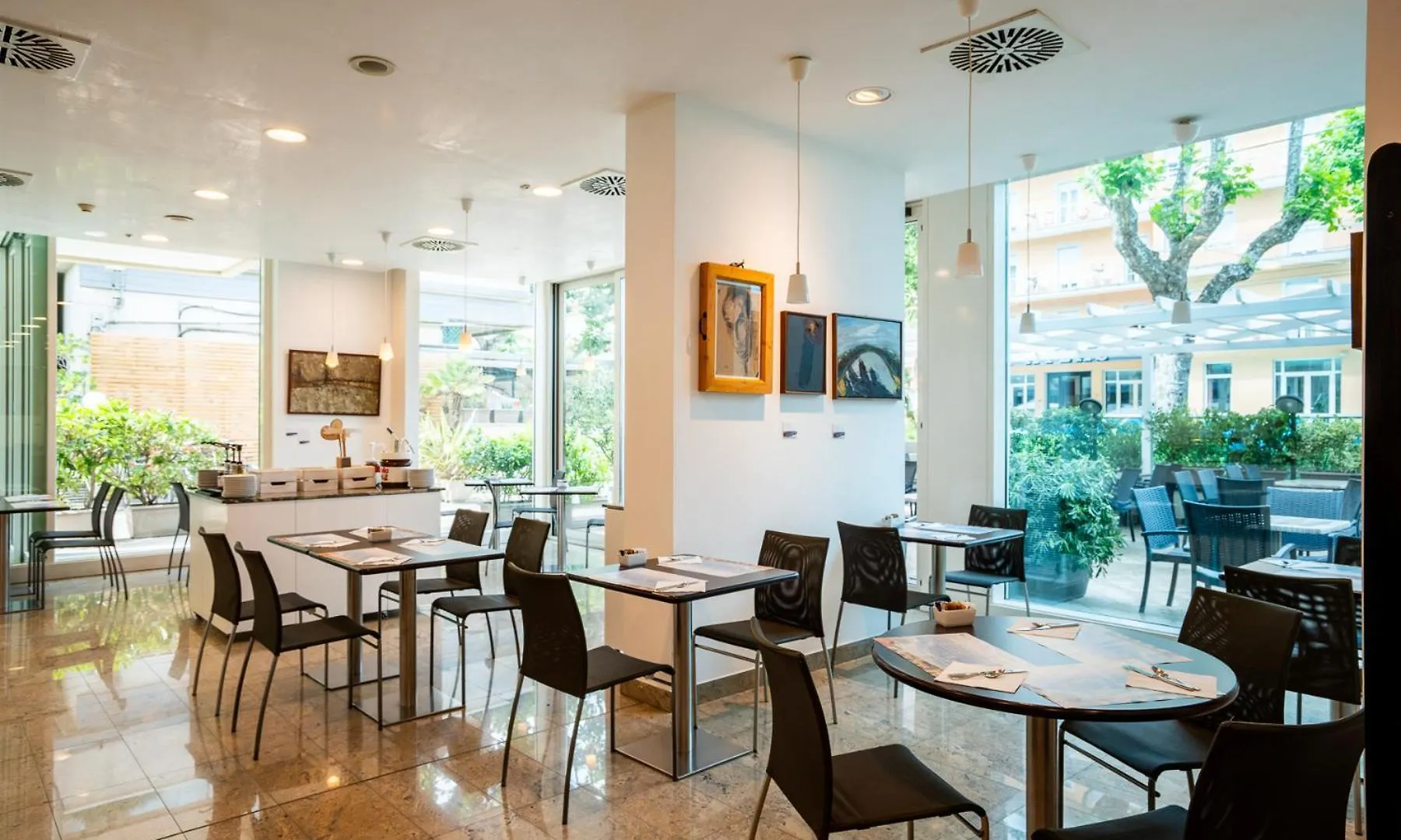 Hotel Cristallo Rimini 4*,  Italy